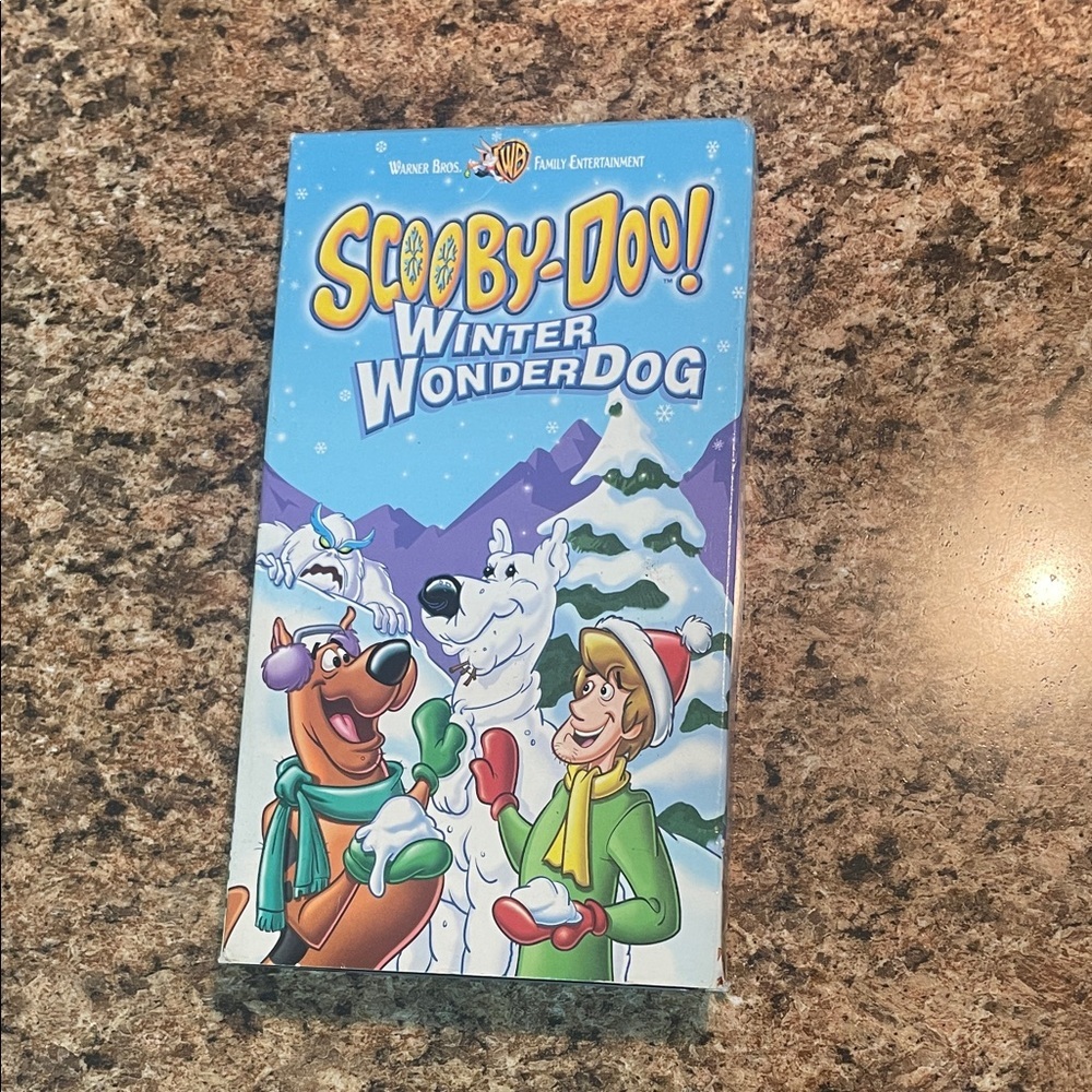 Scooby Doo Winter Wonderdog VHS‎ Movie Warner Bros Family Entertainment